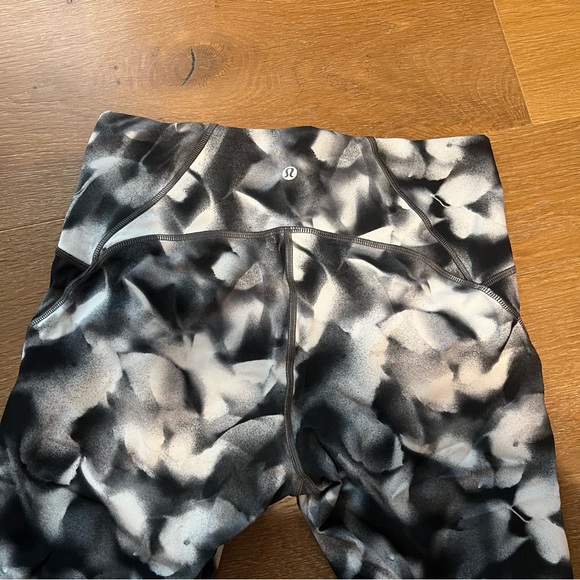 Lululemon Leggings - Picture 4 of 5
